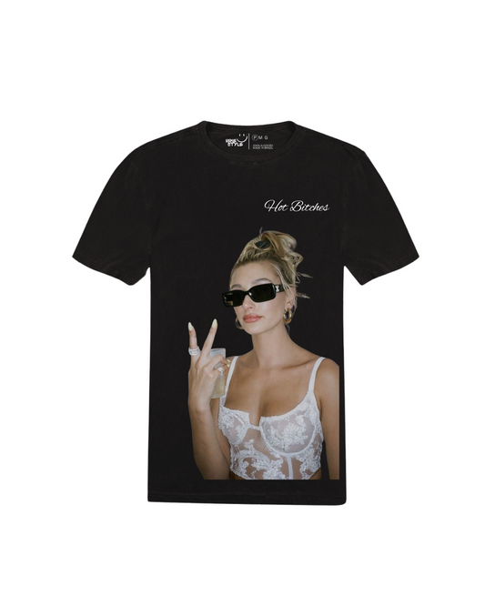 Camiseta Hot Bitches
