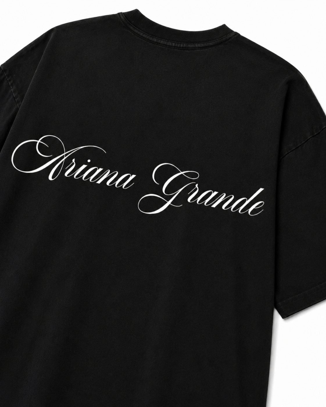 Oversized, Ariana Grande