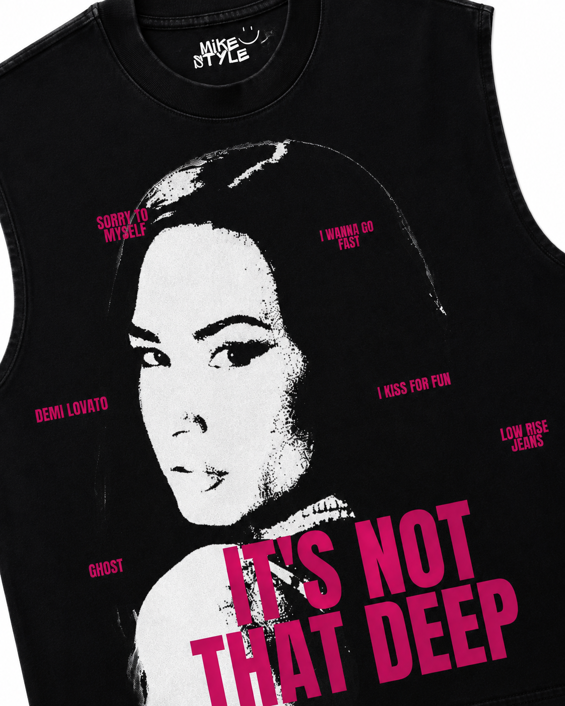 Boxy-regata, Demi Lovato, It's Not That Deep.