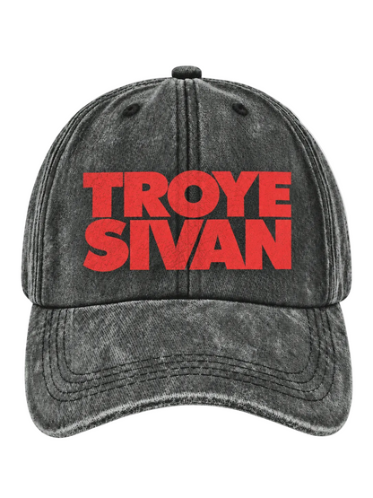 Boné, Troye Sivan.