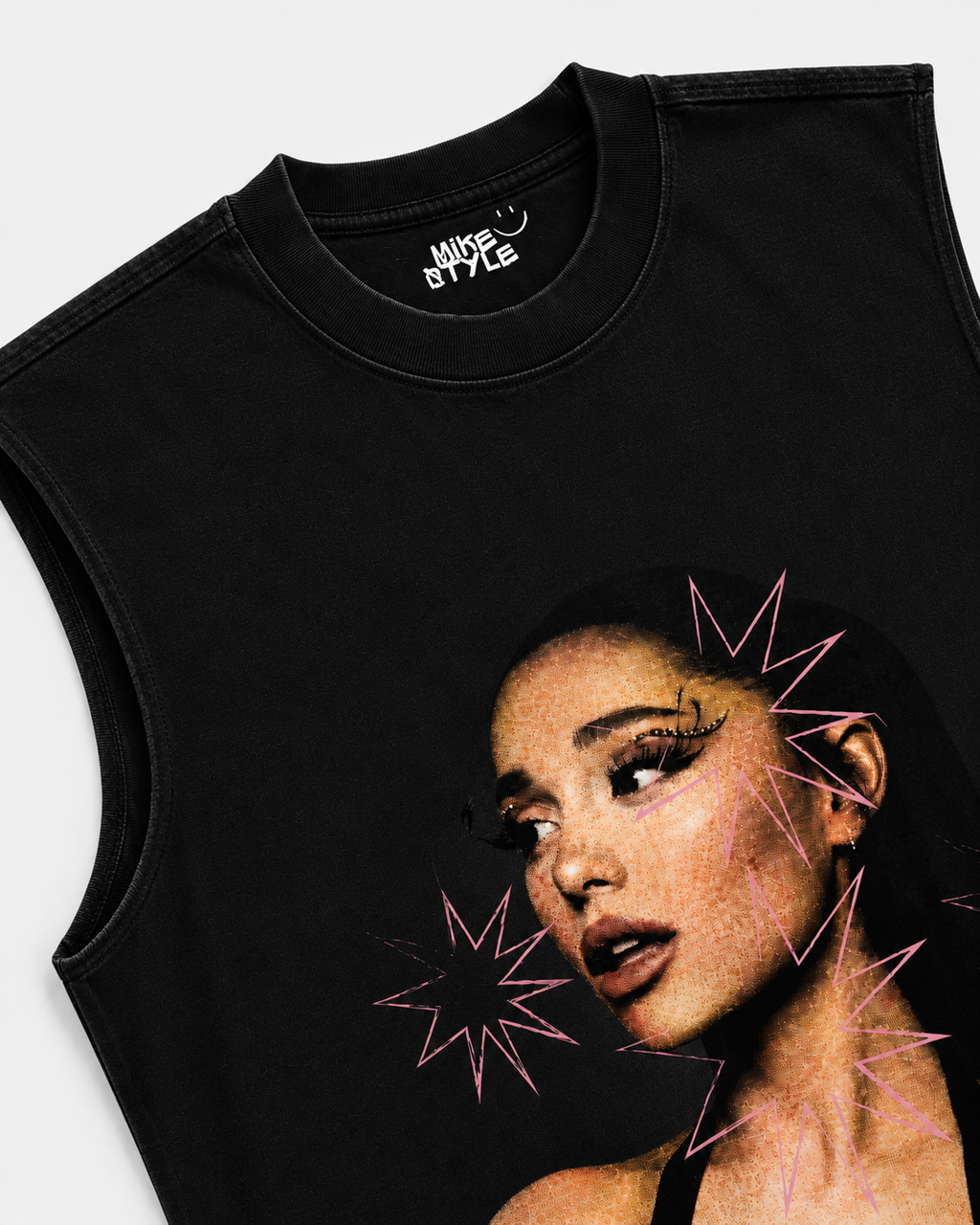 Boxy-regata, Ariana Grande