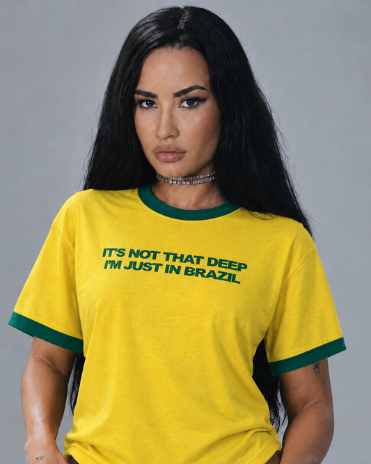 Camiseta, Demi Lovato (camiseta do Brasil).