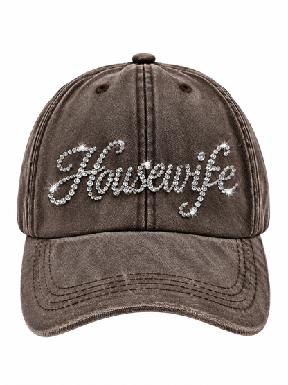 Boné, Tate Mcrae, Housewife.