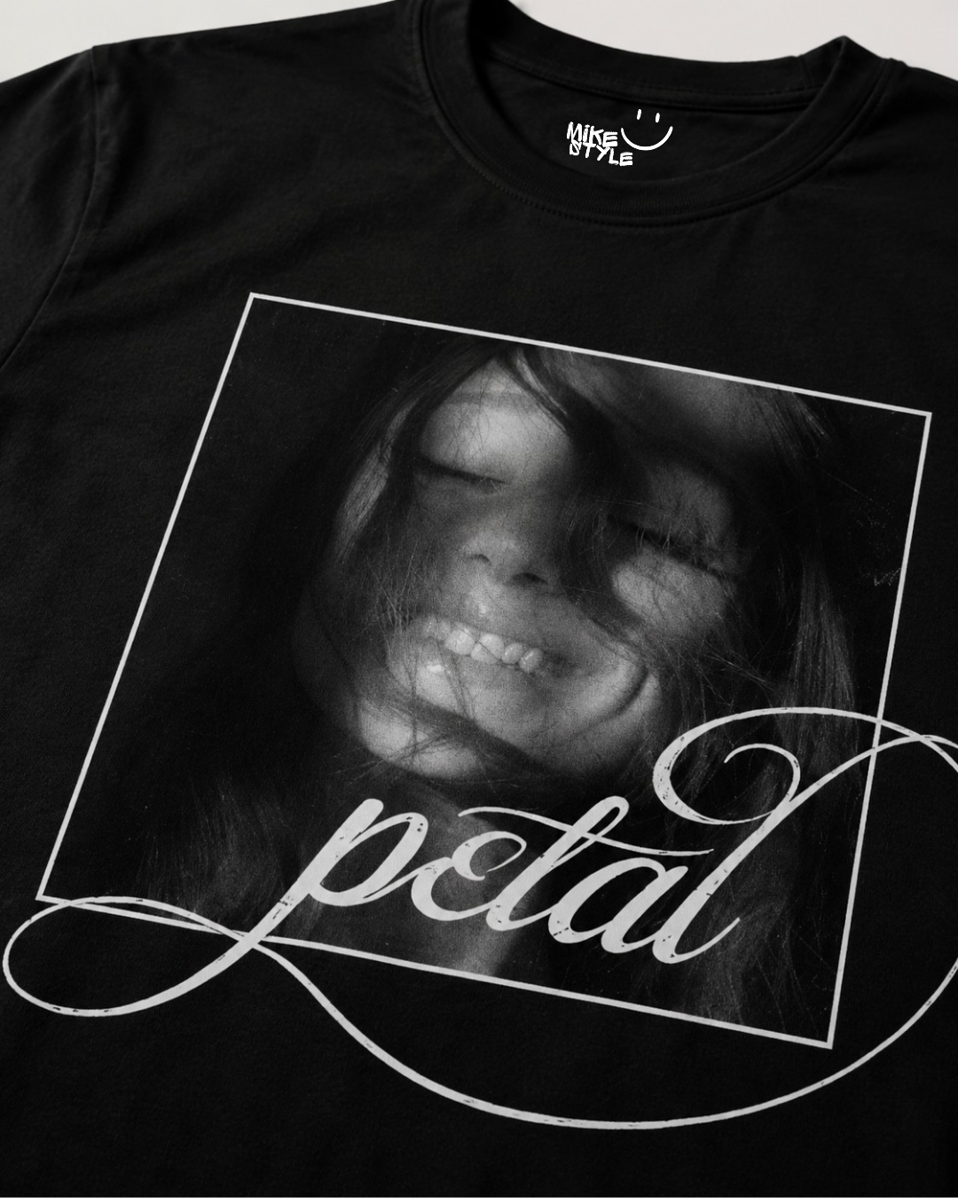 Camiseta, Ariana Grande, Petal