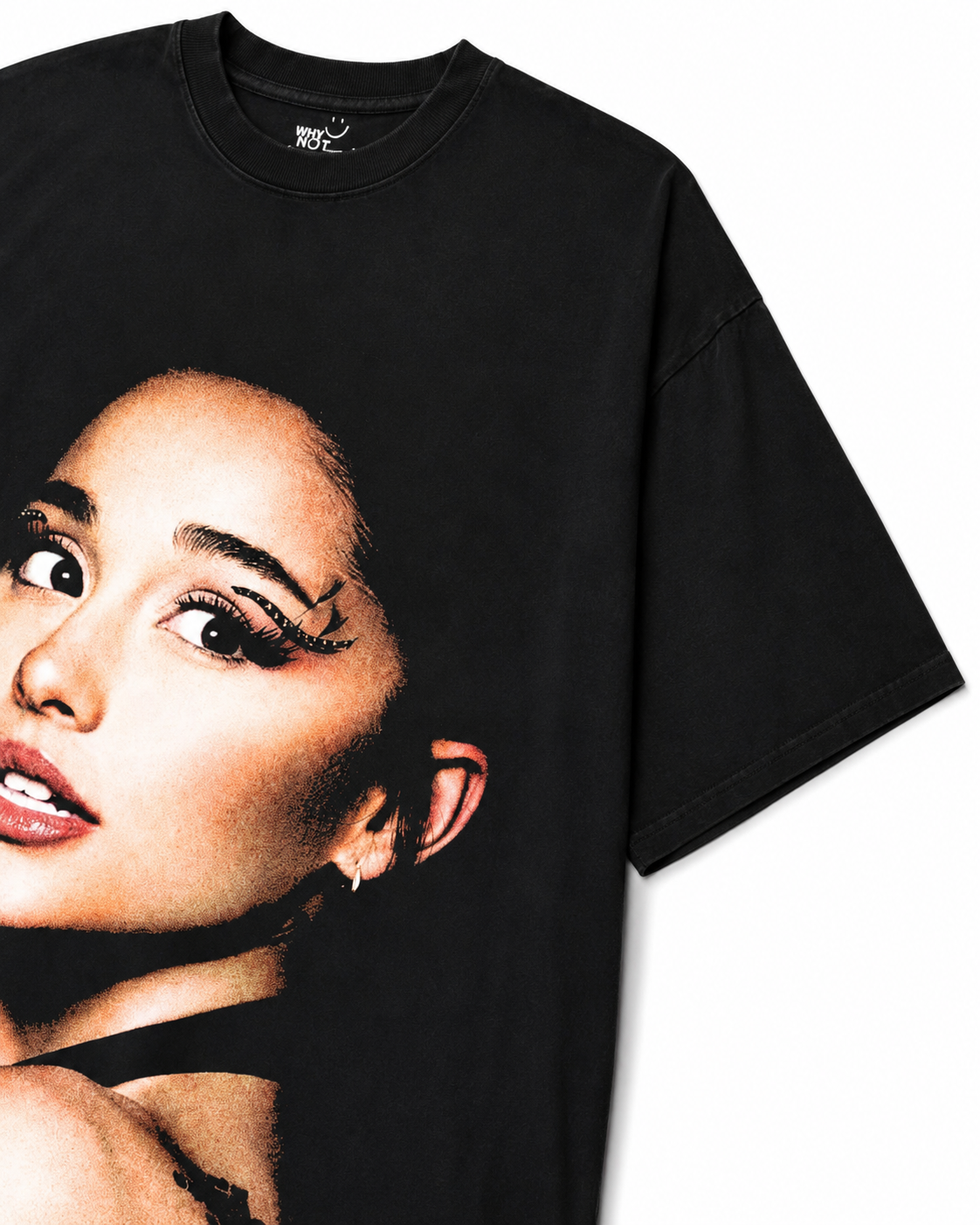 Oversized, Ariana Grande