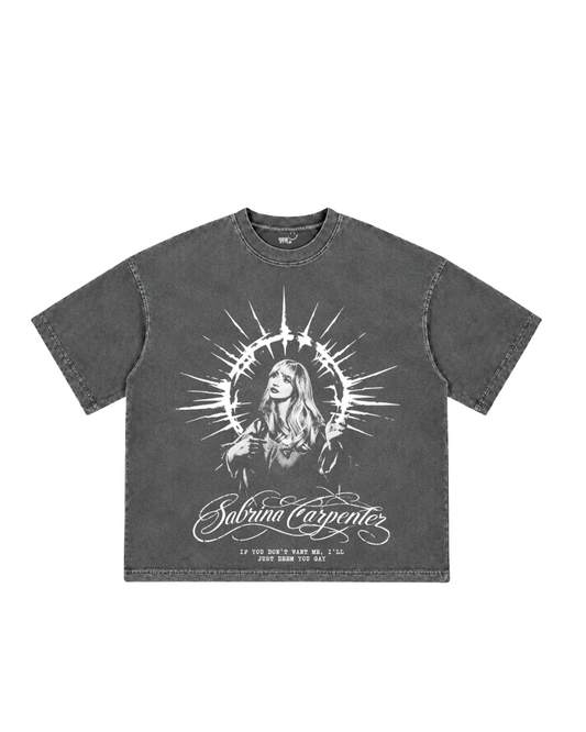 Camiseta Boxy, Sabrina Carpenter, Santa Popstar.